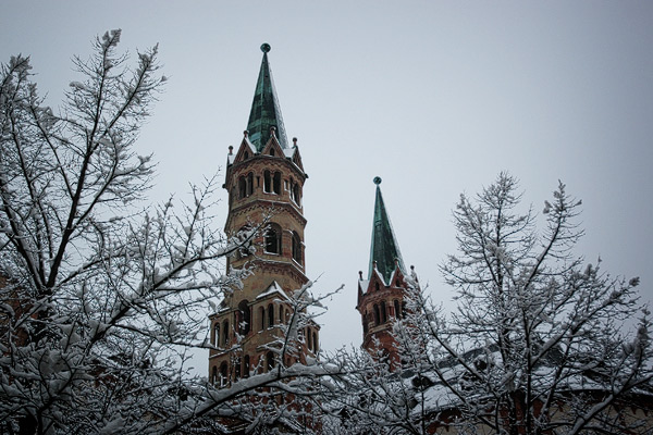 Winterhimmel III / Dom