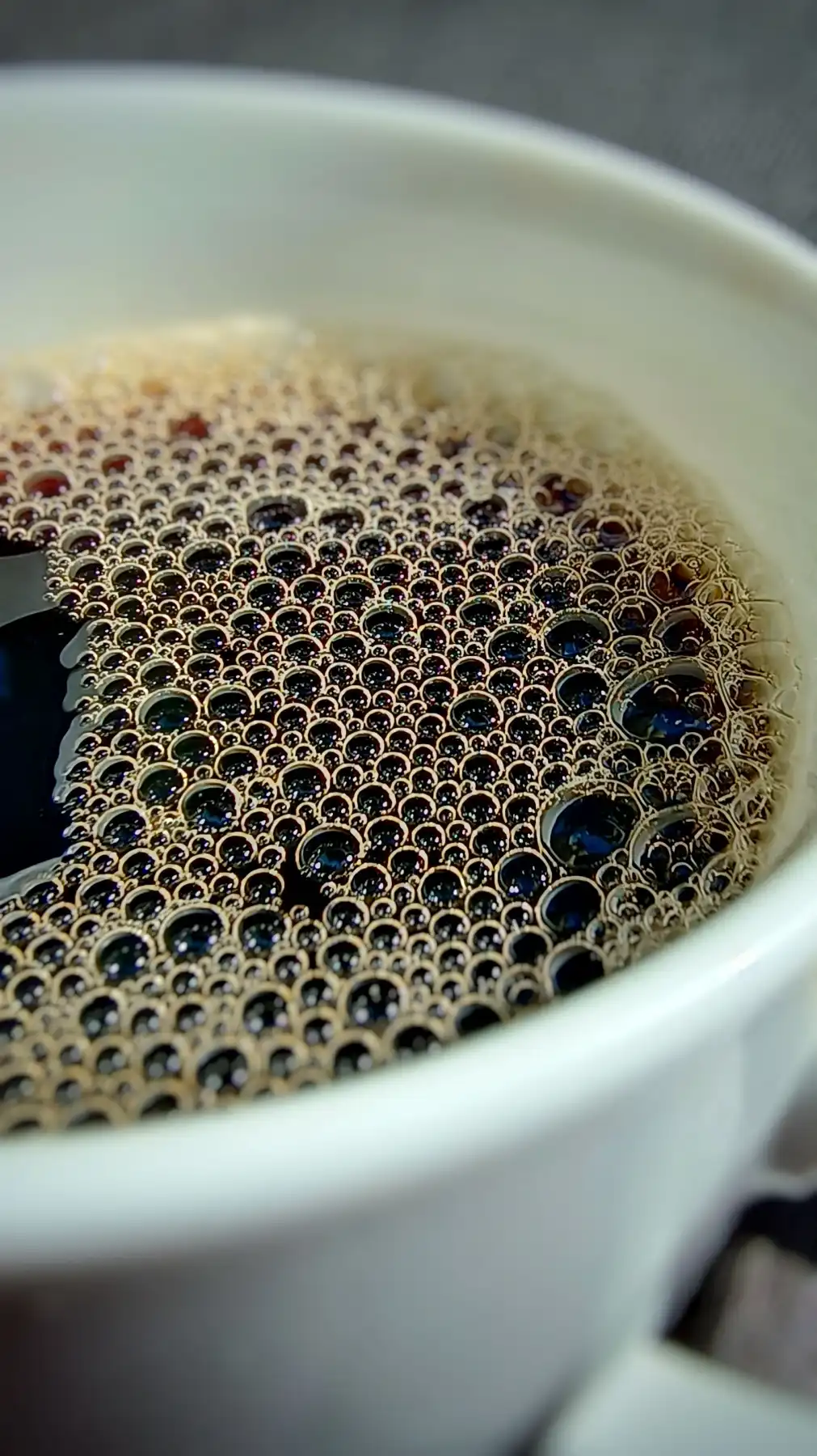 Die schäumende See der Kaffeekanne